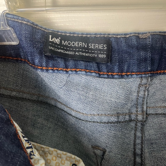 Lee Modern Series Curvy Boot Cut Jeans - Picture 3 of 5
